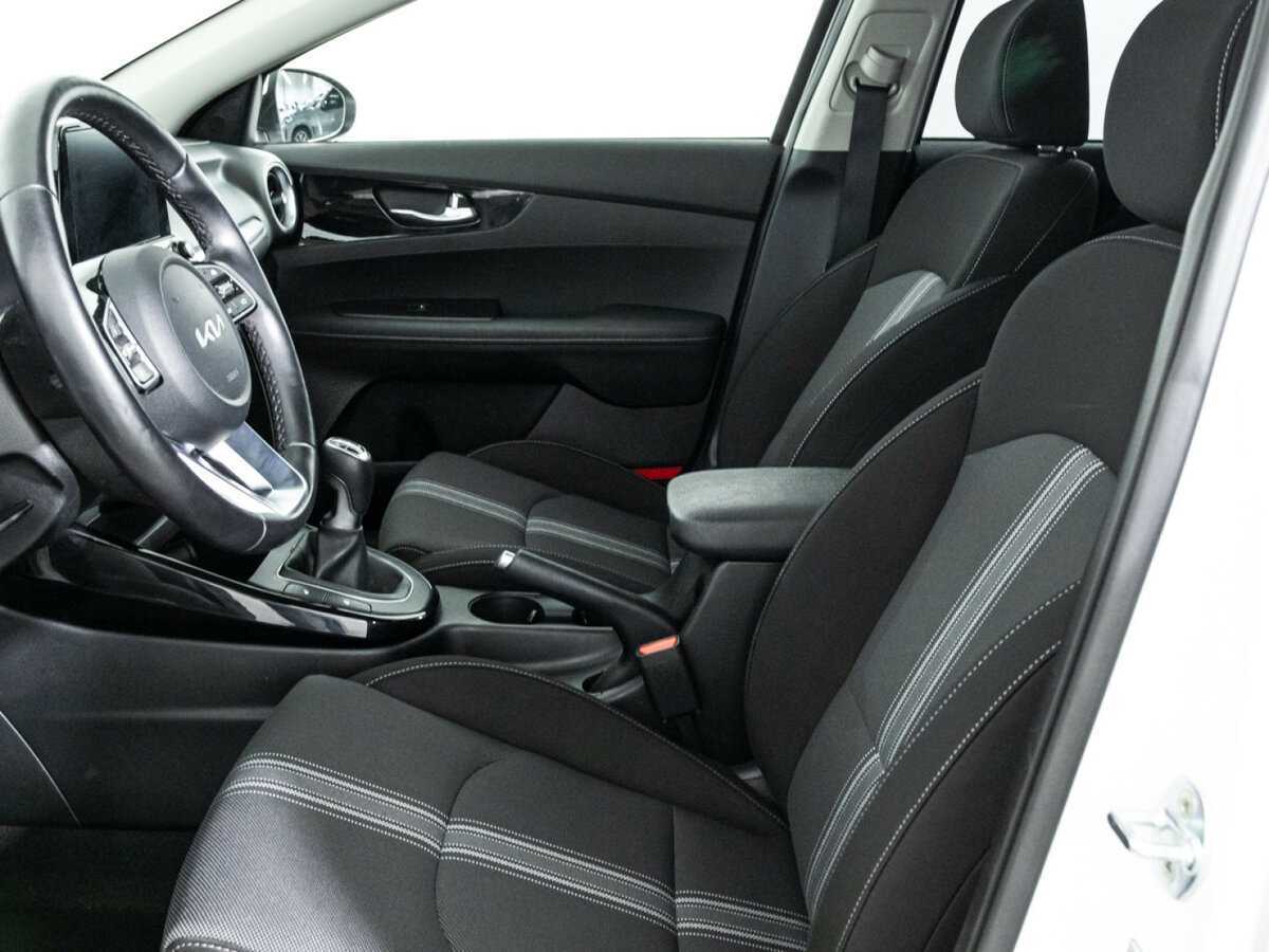 Купить Kia Cerato с пробегом. Фото: #16