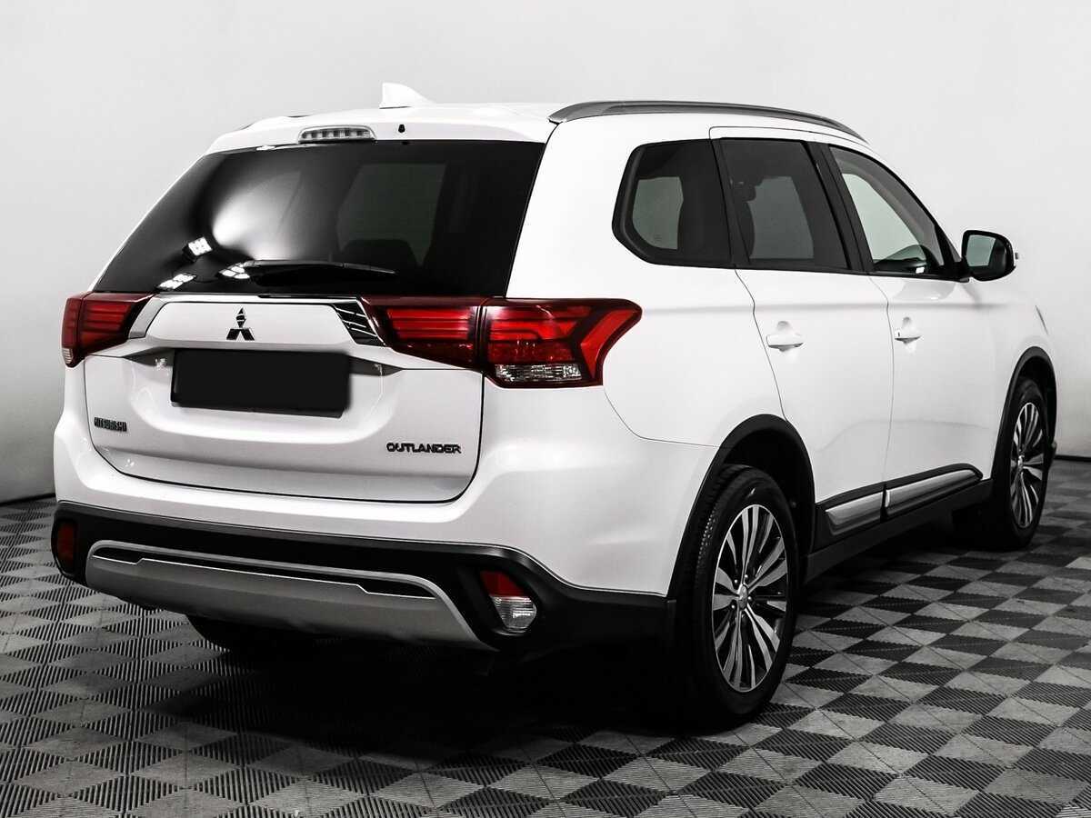 Купить Mitsubishi Outlander с пробегом. Фото: #4