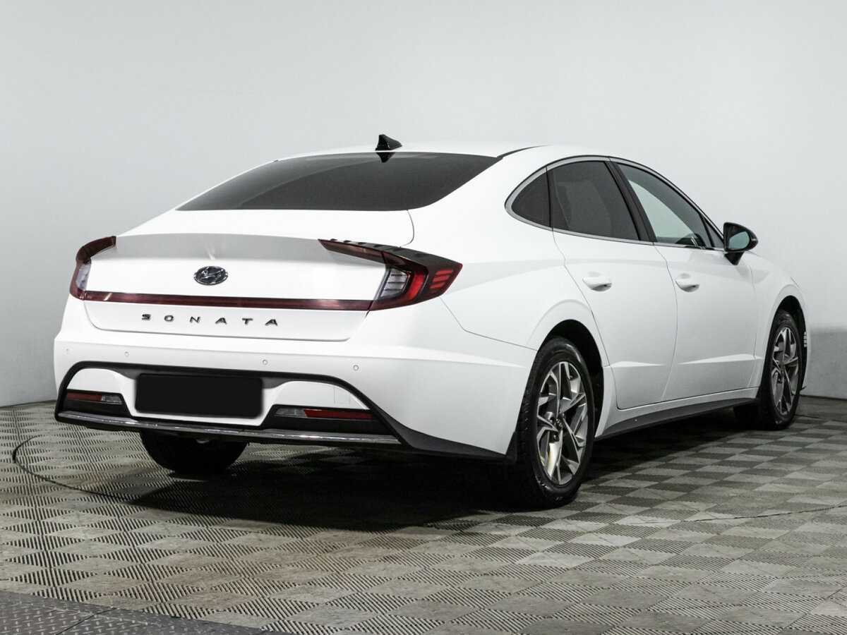 Купить Hyundai Sonata с пробегом. Фото: #4