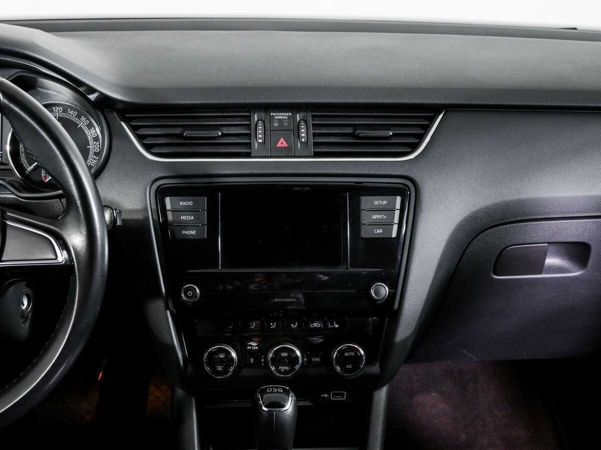 Купить Skoda Octavia с пробегом. Фото: #12