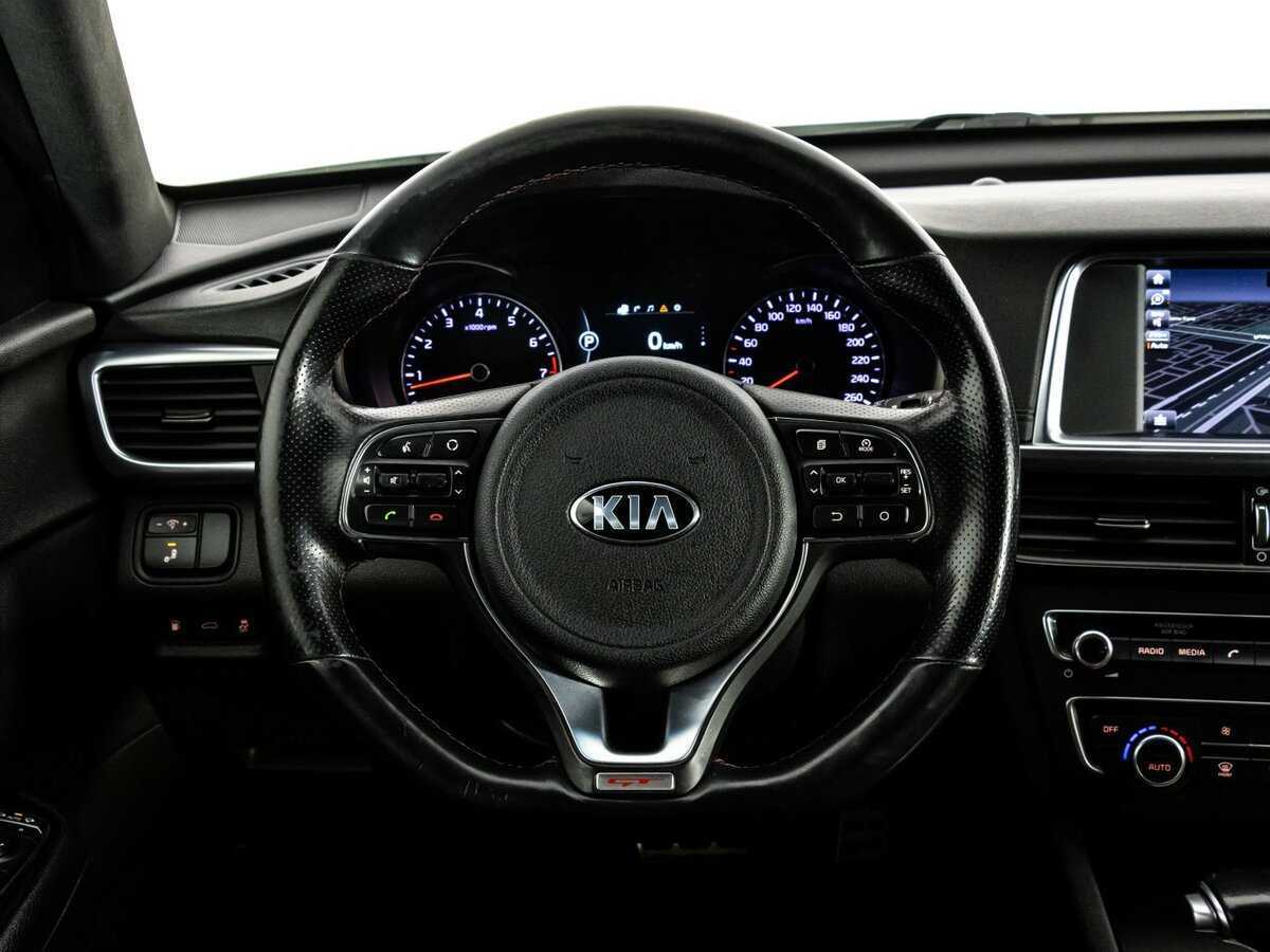 Купить Kia Optima с пробегом. Фото: #9
