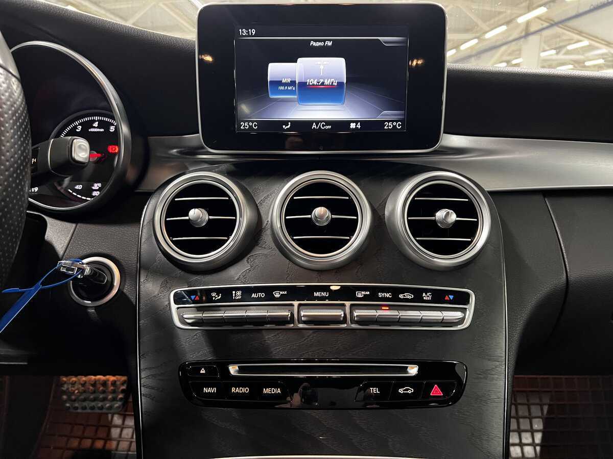 Купить Mercedes-Benz C-Класс с пробегом. Фото: #14