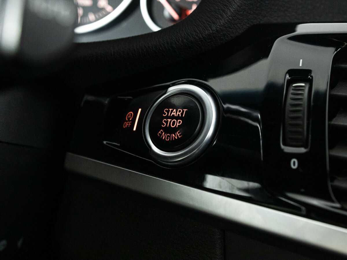 Купить BMW X3 с пробегом. Фото: #17