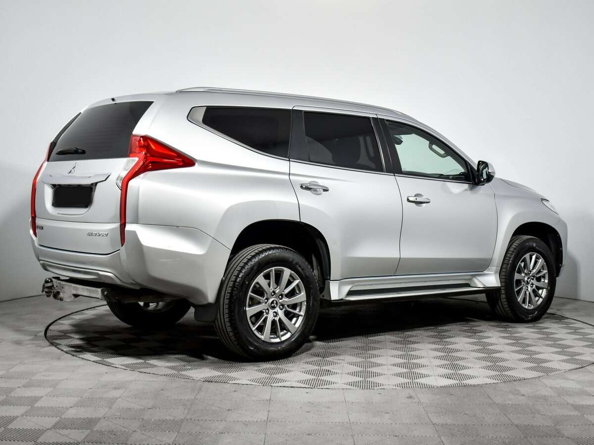 Купить Mitsubishi Pajero Sport с пробегом. Фото: #3