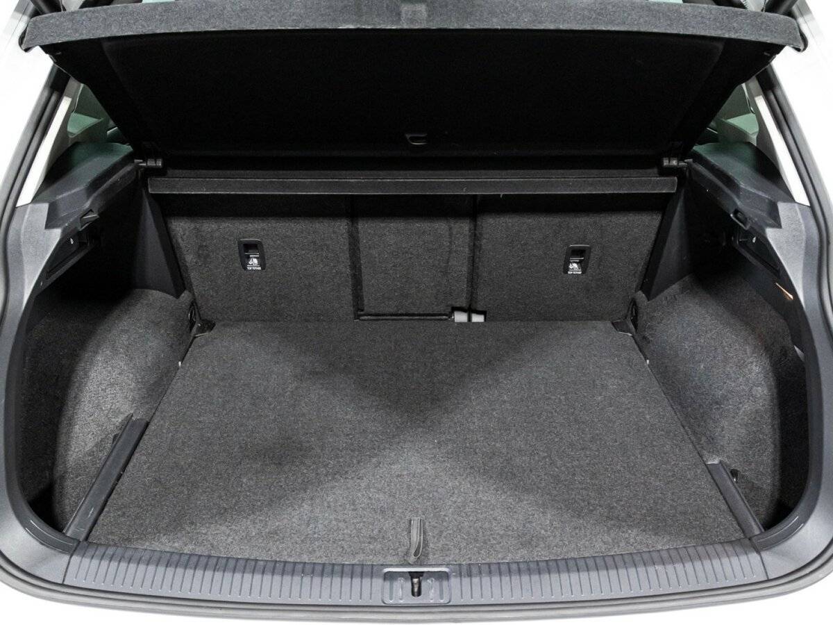 Купить Volkswagen Tiguan с пробегом. Фото: #14