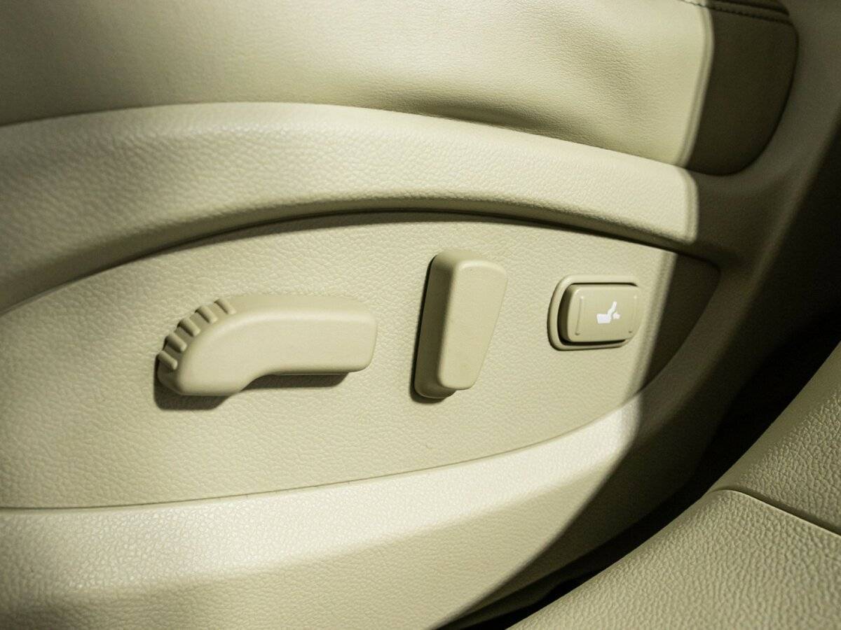 Купить Infiniti FX с пробегом. Фото: #15