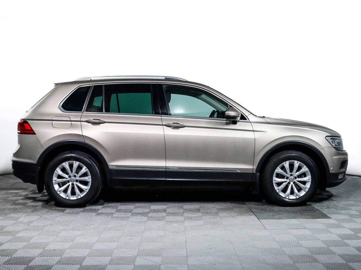 Купить Volkswagen Tiguan с пробегом. Фото: #3
