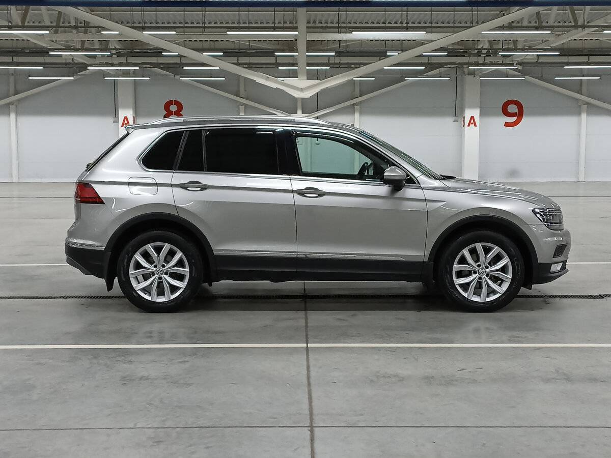 Купить Volkswagen Tiguan с пробегом. Фото: #3