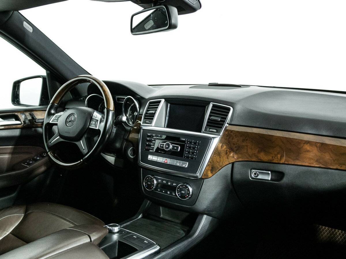 Купить Mercedes-Benz M-Класс с пробегом. Фото: #8