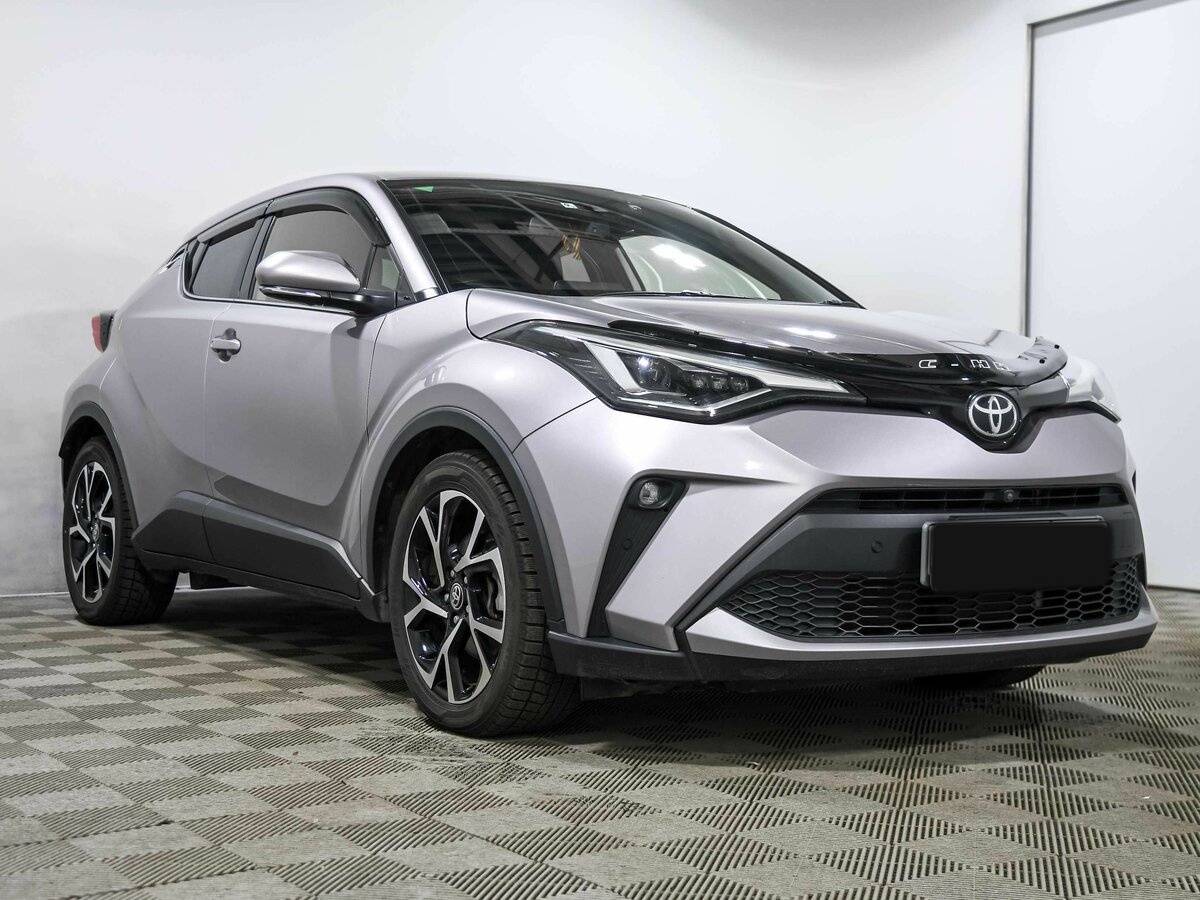 Купить Toyota C-HR с пробегом. Фото: #2