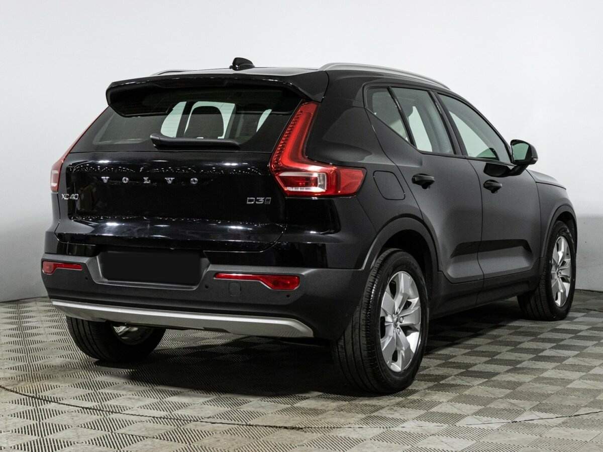 Купить Volvo XC40 с пробегом. Фото: #4