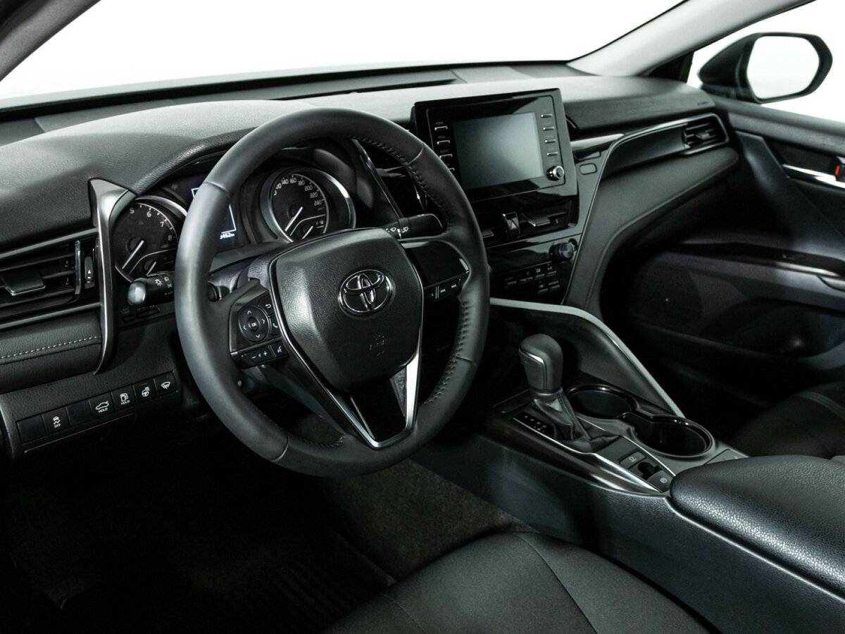 Купить Toyota Camry с пробегом. Фото: #10