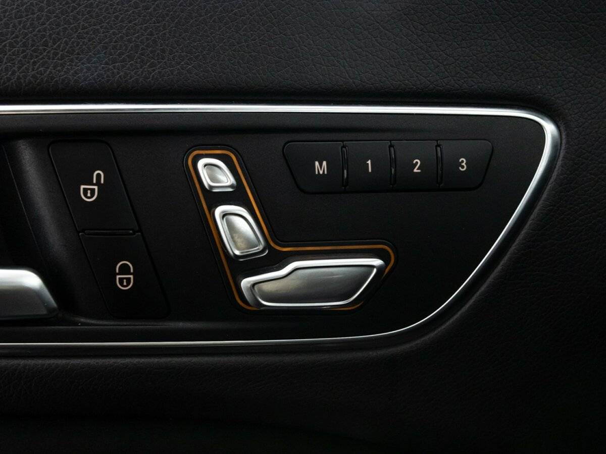 Купить Mercedes-Benz CLA с пробегом. Фото: #18