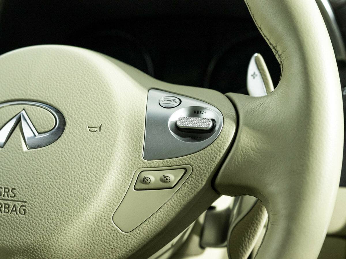 Купить Infiniti FX с пробегом. Фото: #23