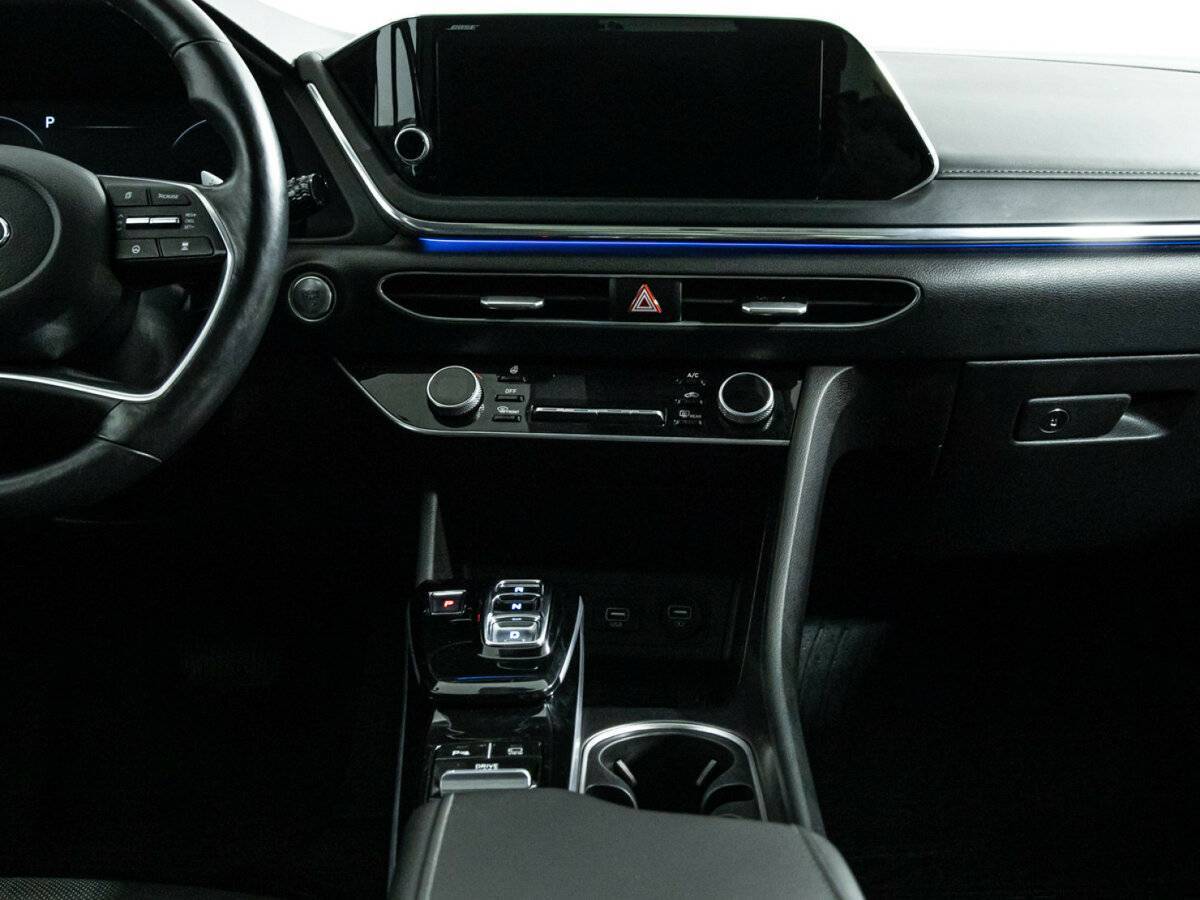 Купить Hyundai Sonata с пробегом. Фото: #13