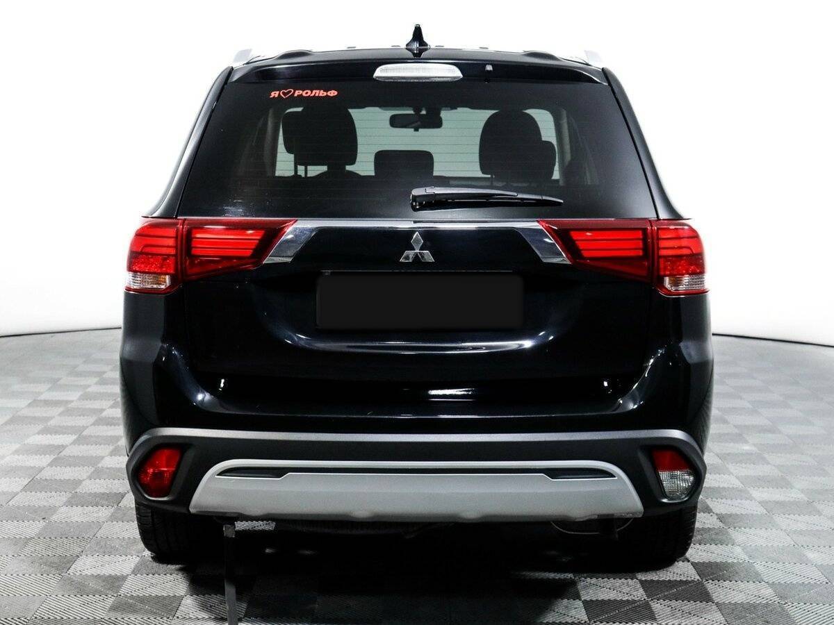 Купить Mitsubishi Outlander с пробегом. Фото: #5