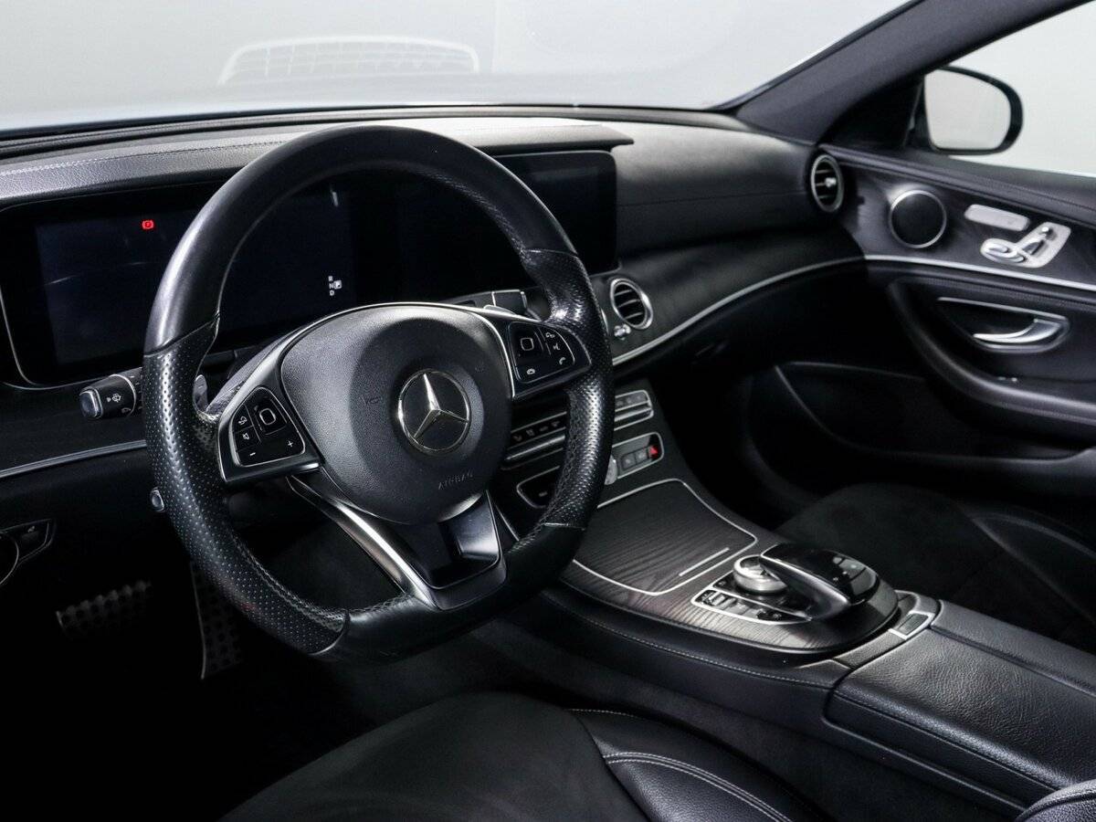 Купить Mercedes-Benz E-Класс с пробегом. Фото: #8