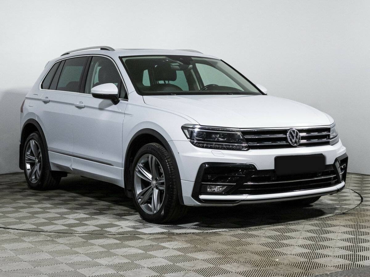 Купить Volkswagen Tiguan с пробегом. Фото: #2