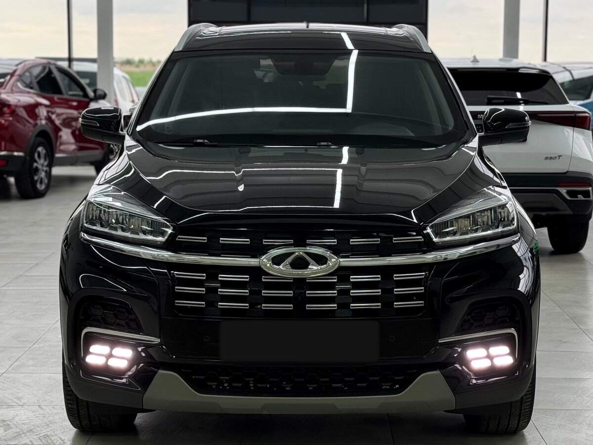 Купить Chery Tiggo 8 с пробегом. Фото: #1