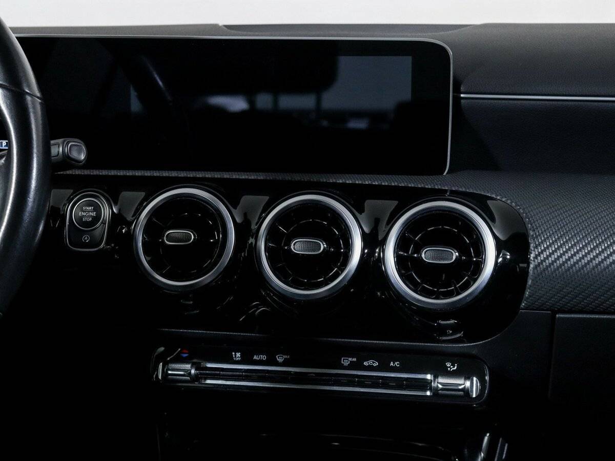Купить Mercedes-Benz CLA с пробегом. Фото: #12
