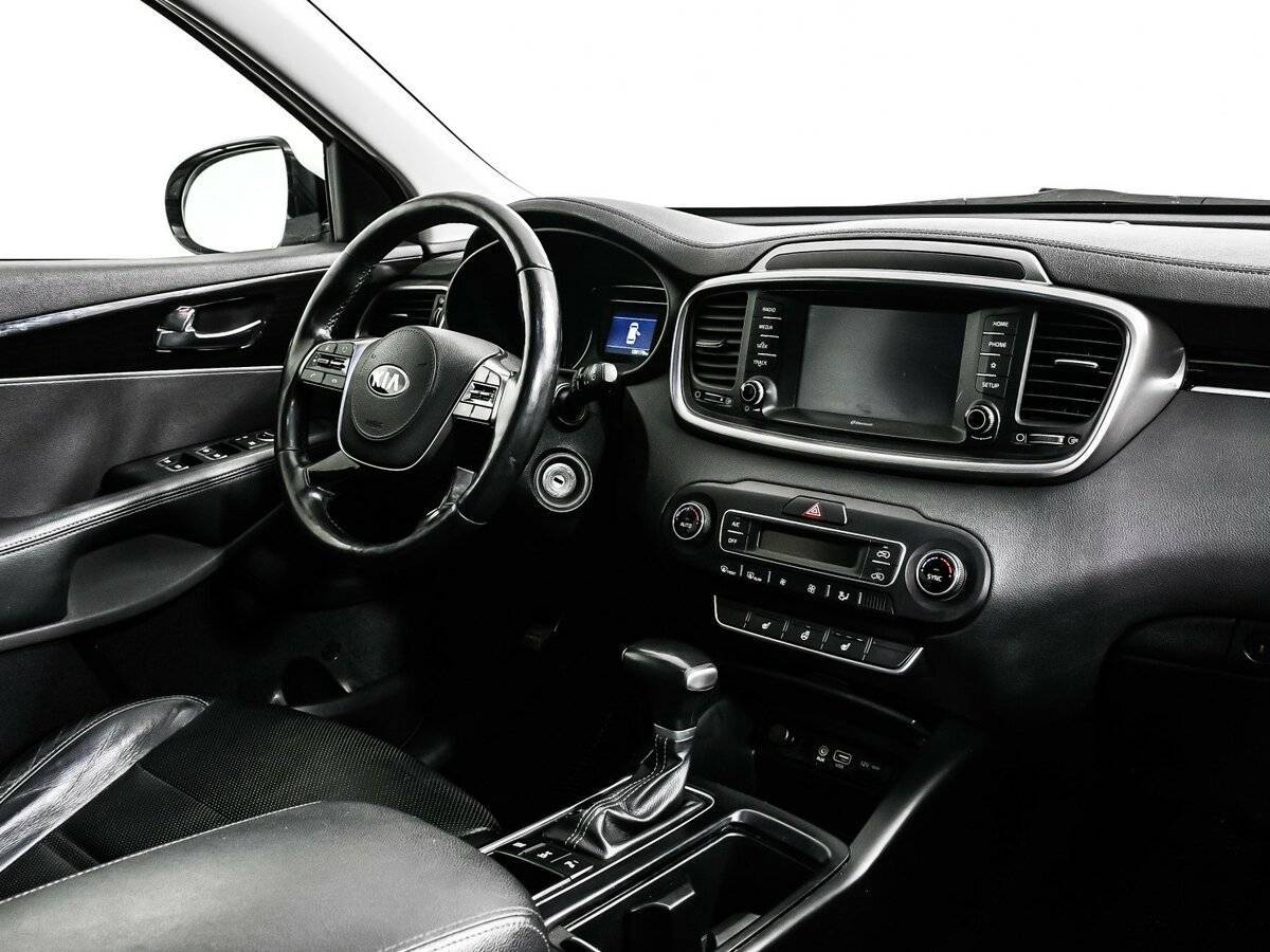 Купить Kia Sorento с пробегом. Фото: #8
