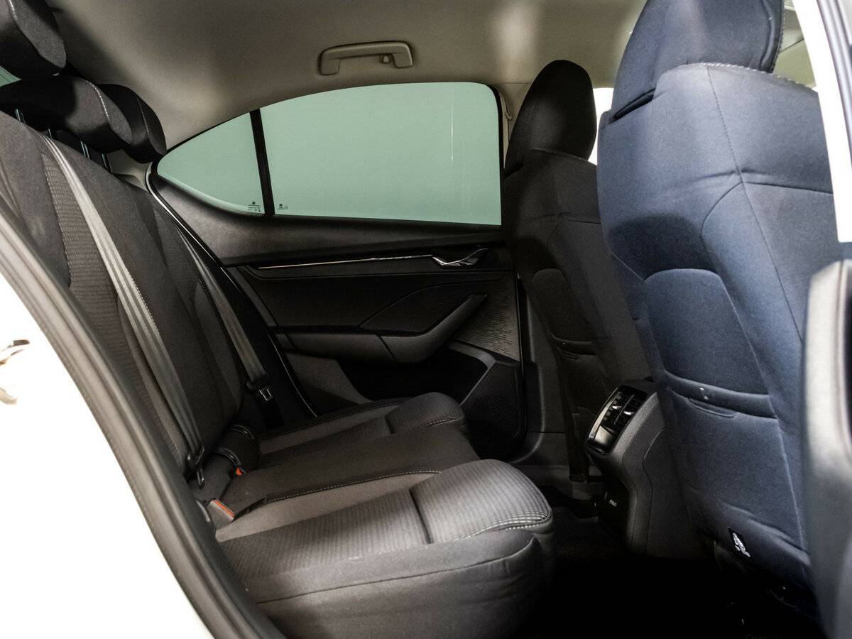 Купить Skoda Octavia с пробегом. Фото: #16