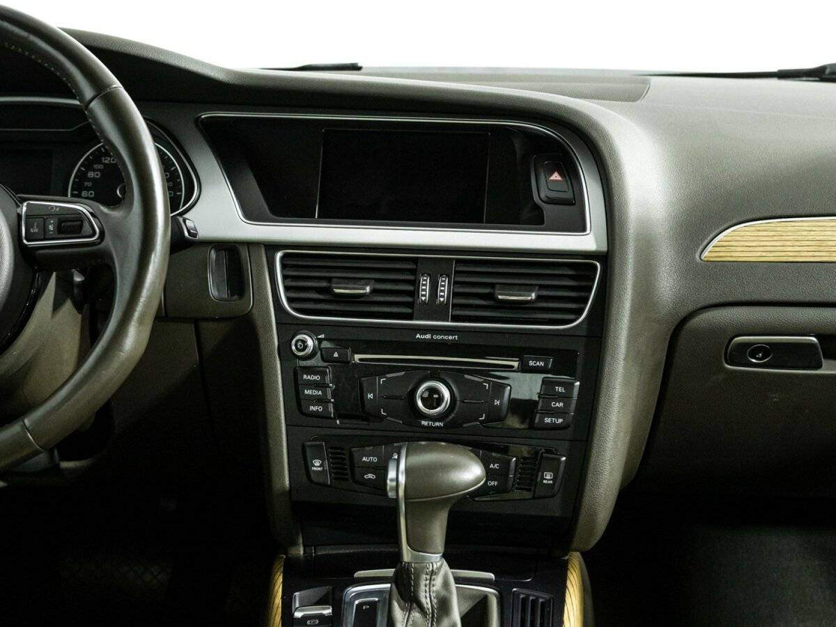 Купить Audi A4 с пробегом. Фото: #13