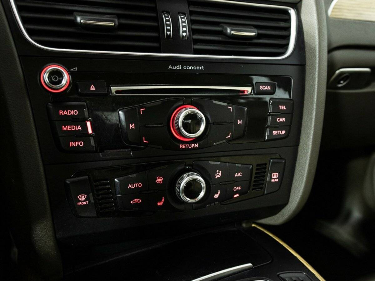 Купить Audi A4 с пробегом. Фото: #15