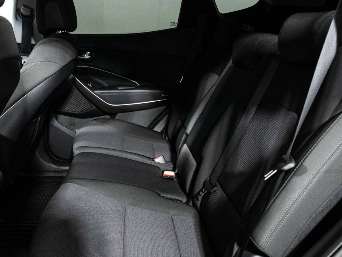 Купить Hyundai Santa Fe с пробегом. Фото: #9