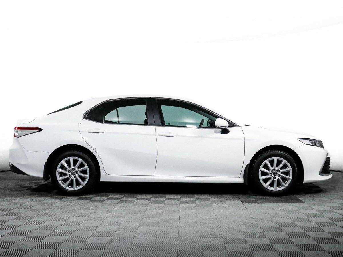 Купить Toyota Camry с пробегом. Фото: #3
