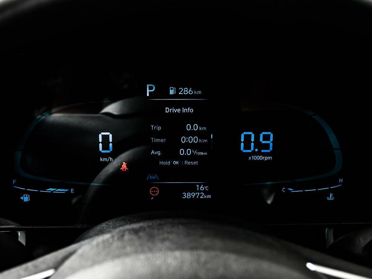 Купить Hyundai Elantra с пробегом. Фото: #9