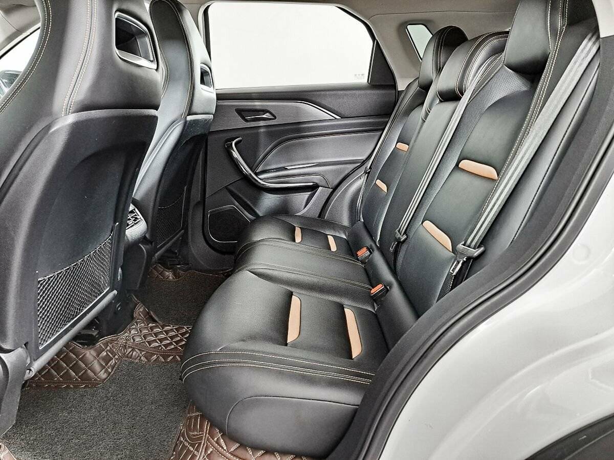 Купить FAW Bestune T77 с пробегом. Фото: #11