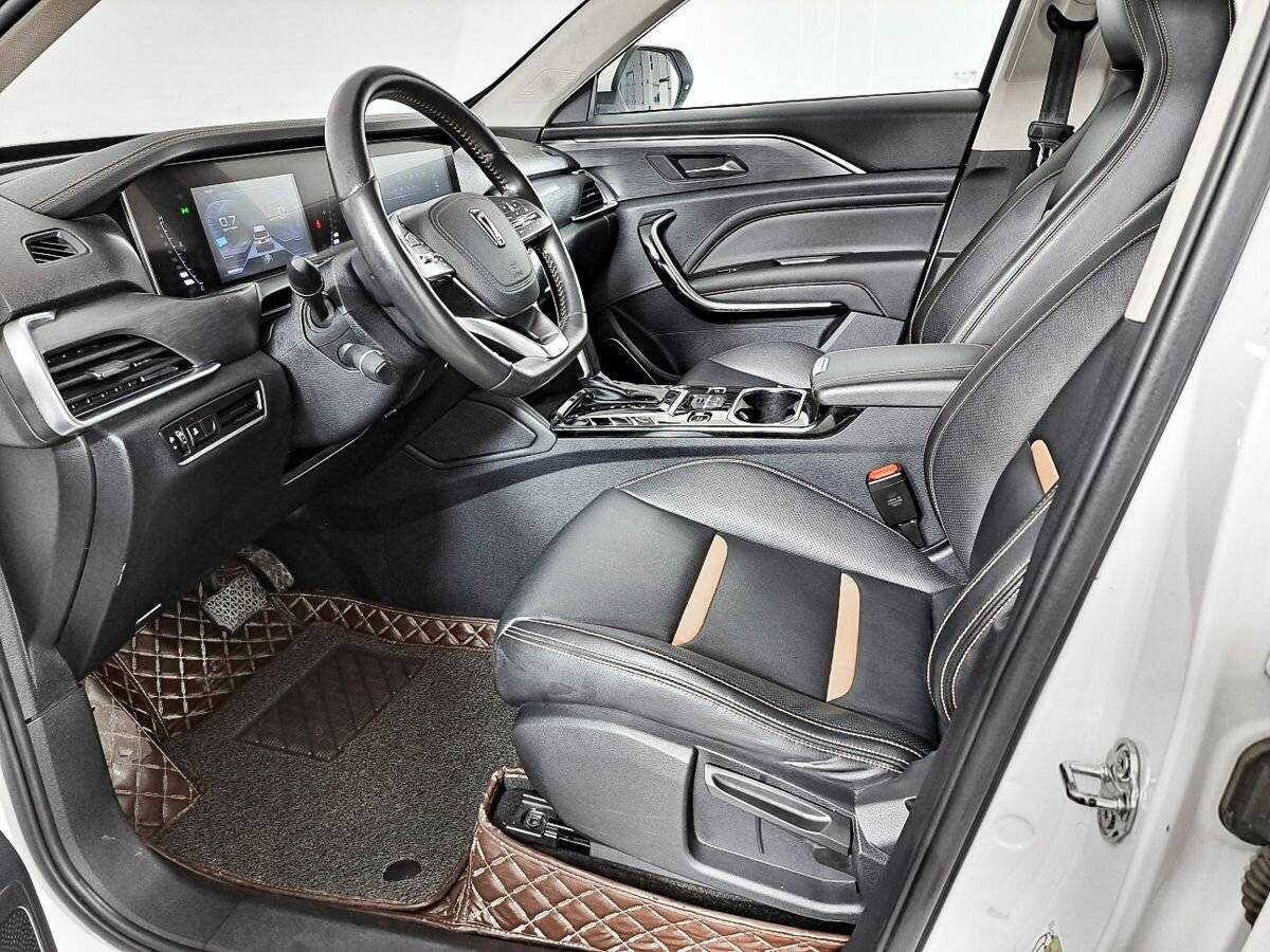 Купить FAW Bestune T77 с пробегом. Фото: #15