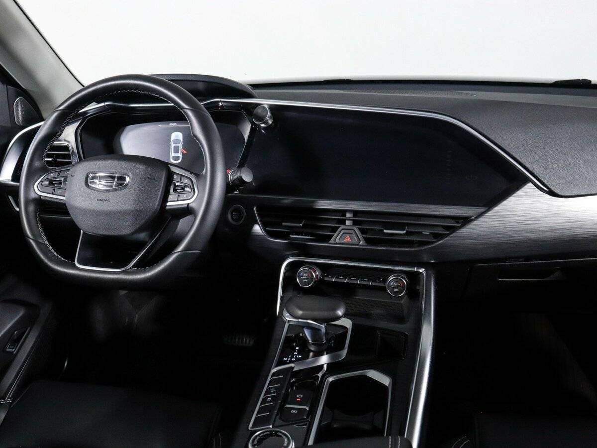Купить Geely Tugella с пробегом. Фото: #11