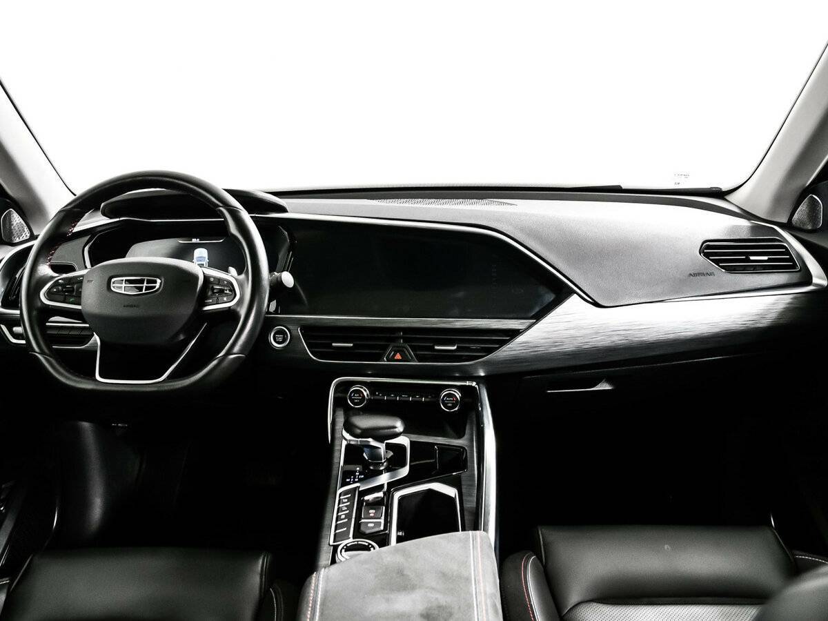 Купить Geely Tugella с пробегом. Фото: #10