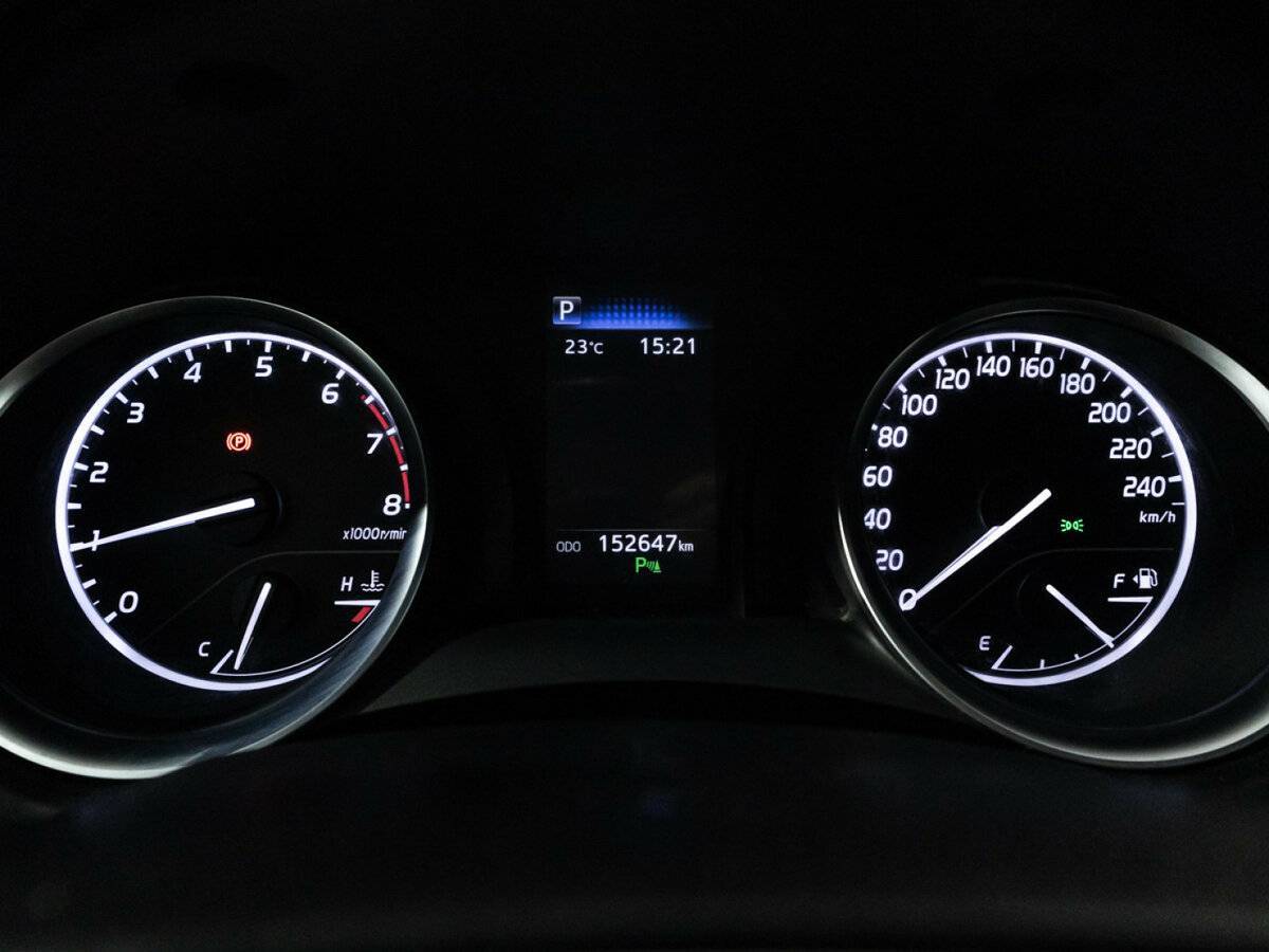 Купить Toyota Camry с пробегом. Фото: #11