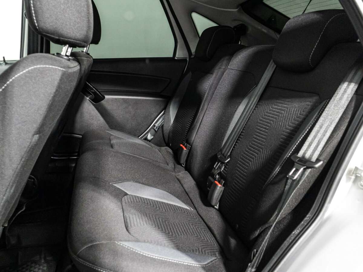 Купить Lada (ВАЗ) Granta с пробегом. Фото: #9