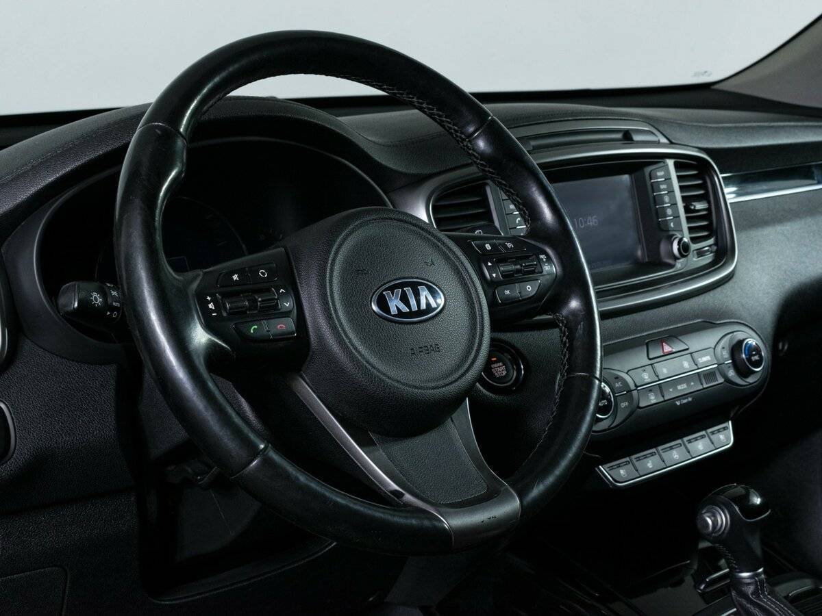 Купить Kia Sorento с пробегом. Фото: #14