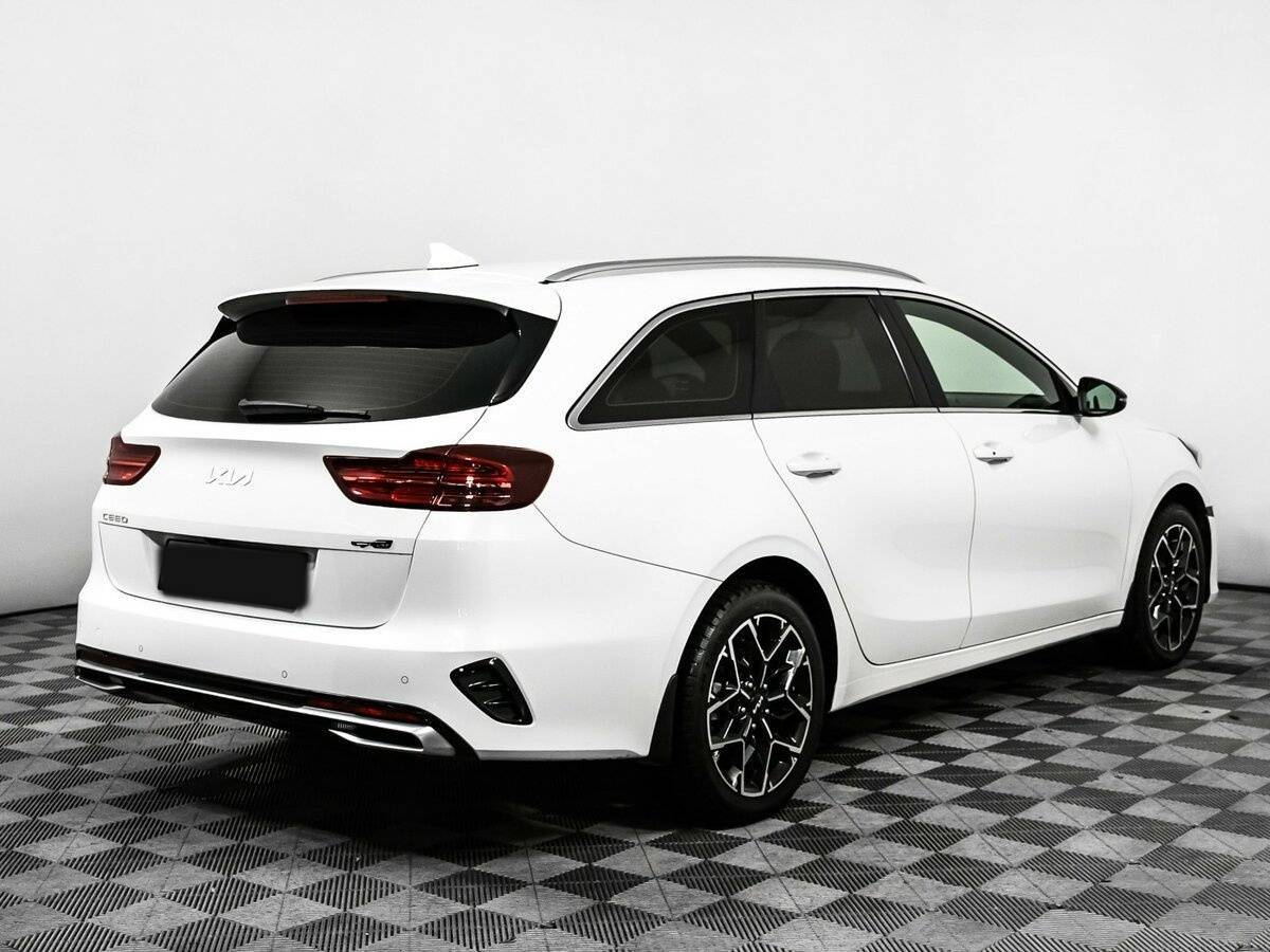 Купить Kia Ceed с пробегом. Фото: #4