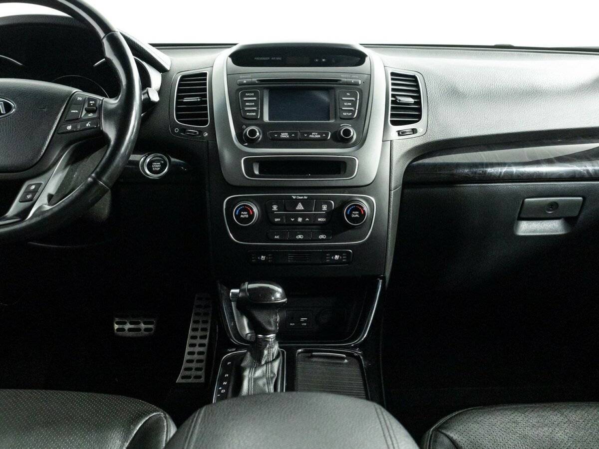 Купить Kia Sorento с пробегом. Фото: #11