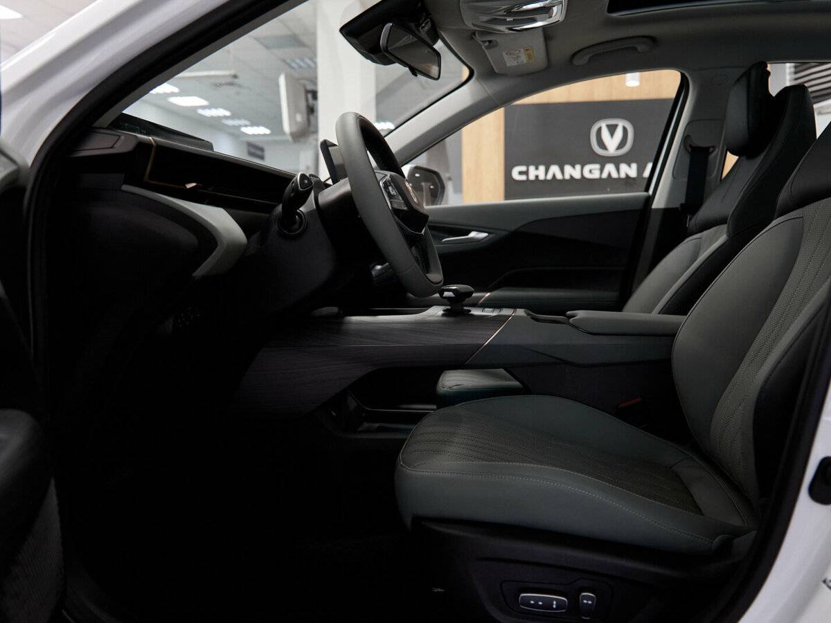 Купить Changan Lamore с пробегом. Фото: #10