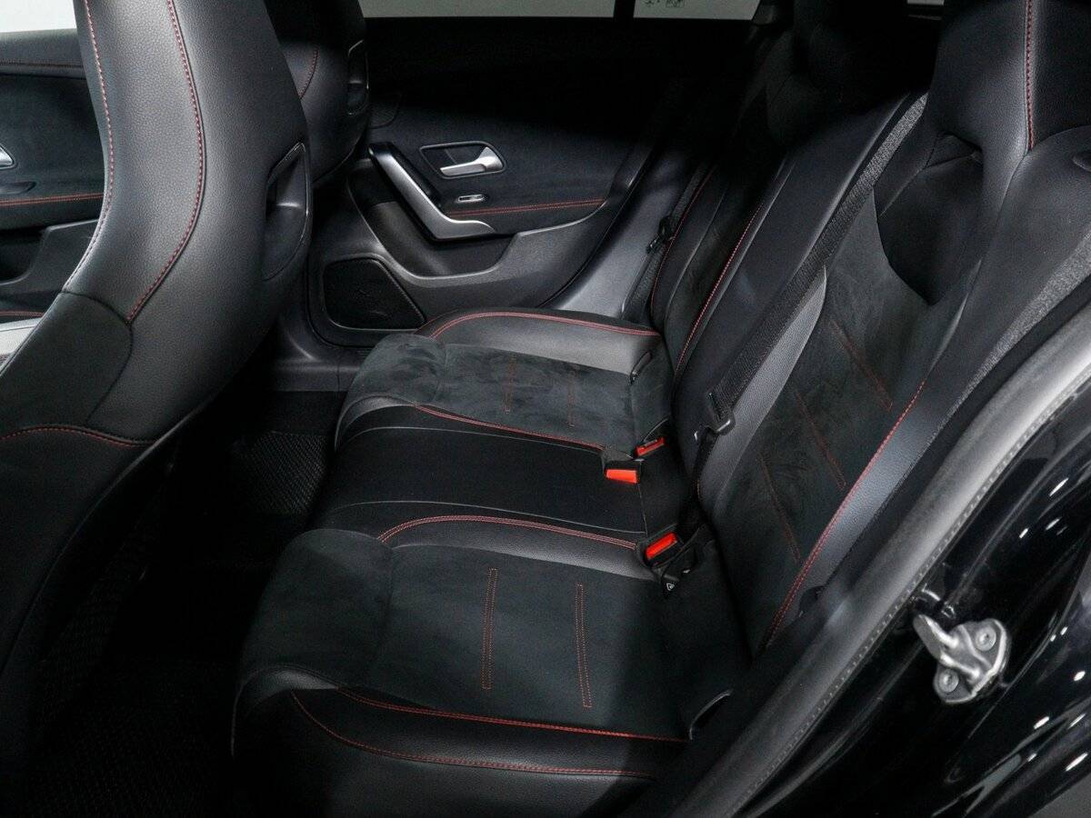 Купить Mercedes-Benz CLA с пробегом. Фото: #9
