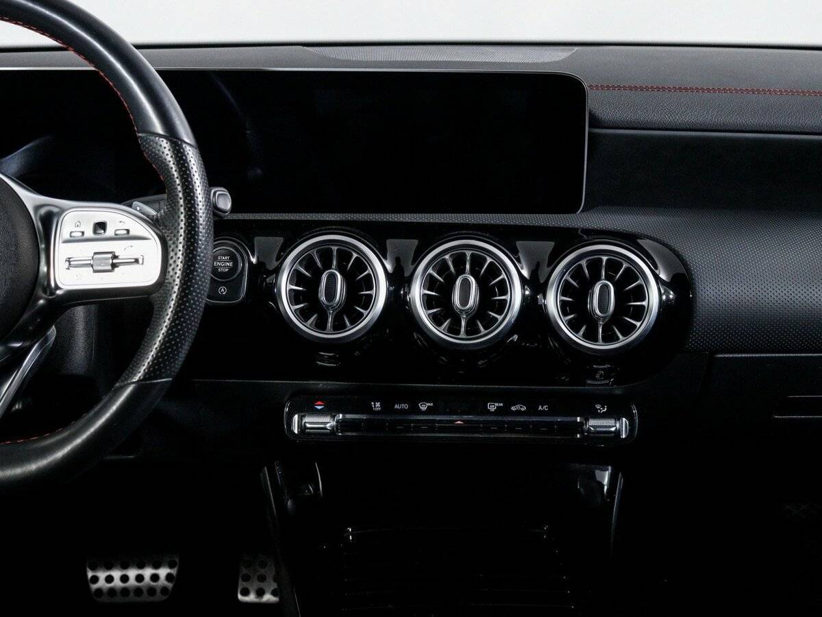 Купить Mercedes-Benz CLA с пробегом. Фото: #11