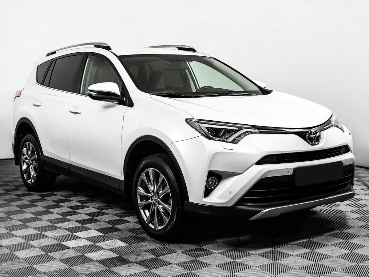 Купить Toyota RAV4 с пробегом. Фото: #2
