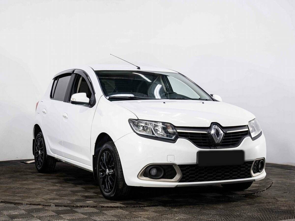 Купить Renault Sandero с пробегом. Фото: #2