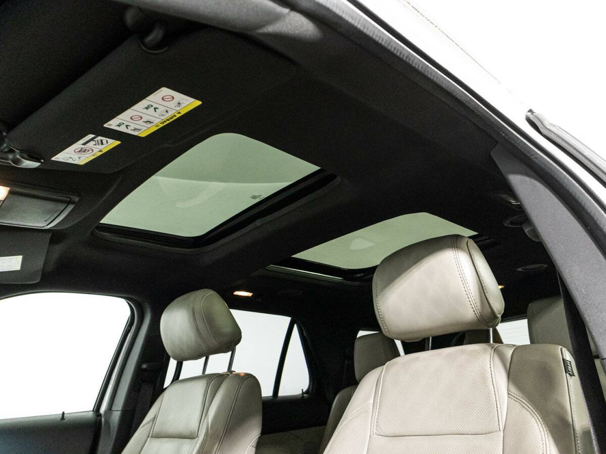 Купить Ford Explorer с пробегом. Фото: #14