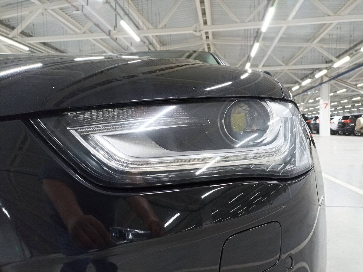 Купить Audi A4 с пробегом. Фото: #16