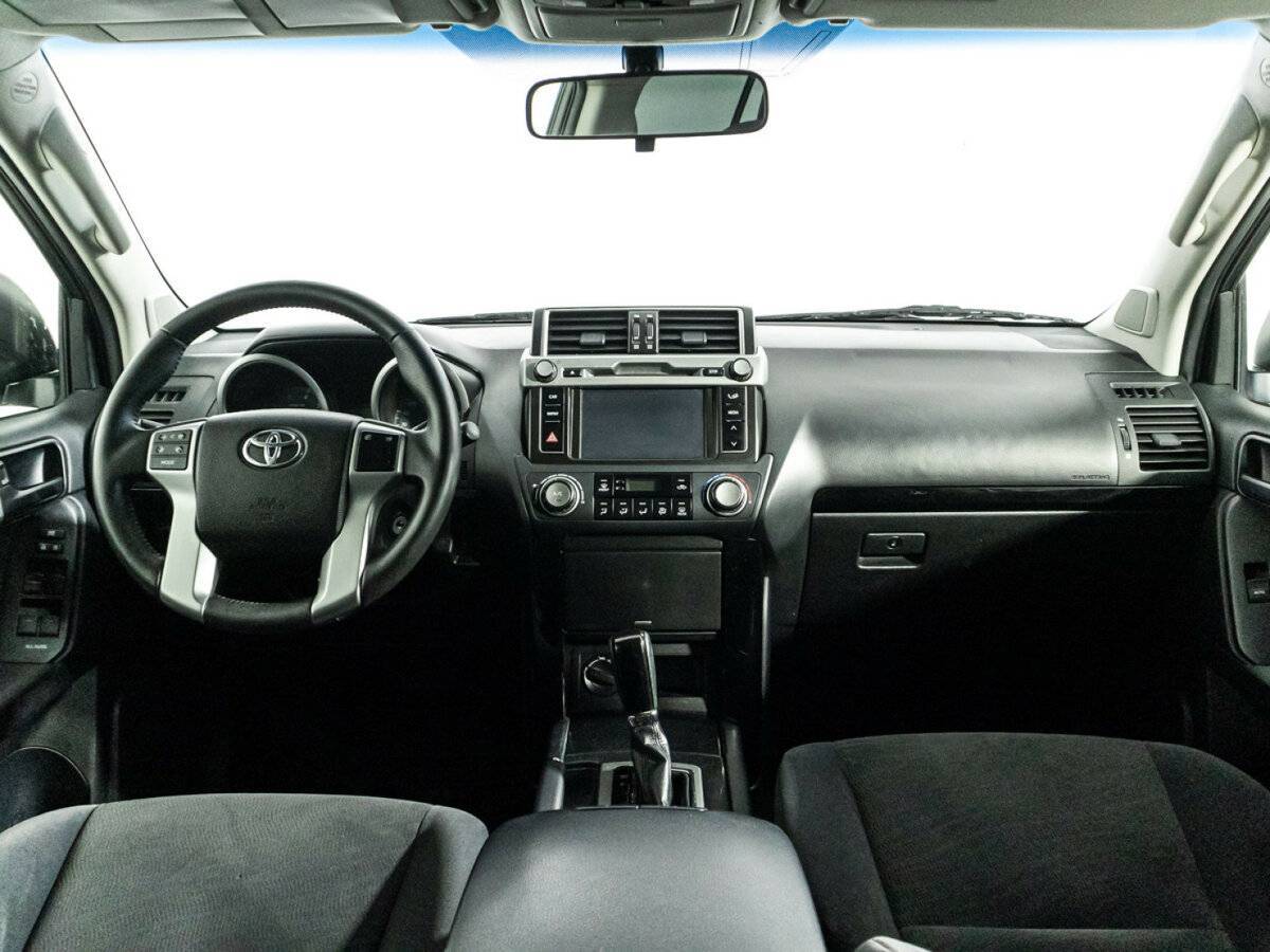 Купить Toyota Land Cruiser Prado с пробегом. Фото: #11