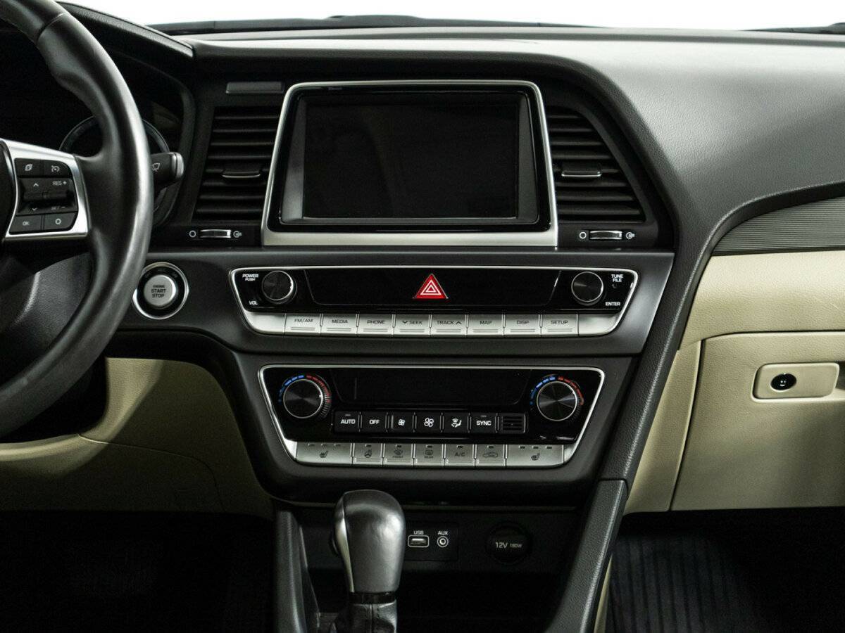 Купить Hyundai Sonata с пробегом. Фото: #13