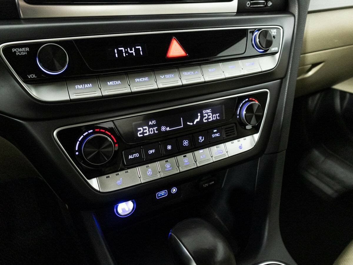 Купить Hyundai Sonata с пробегом. Фото: #17